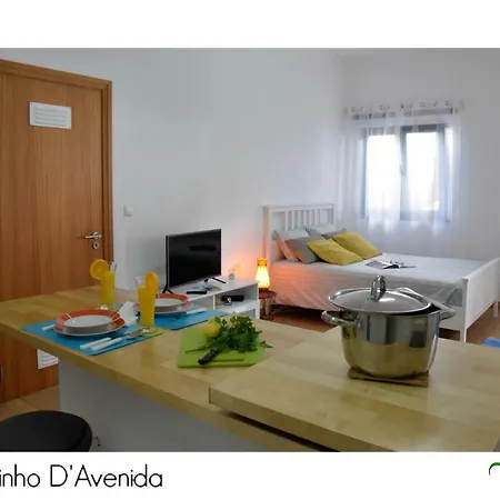 Cantinho D'avenida * Velas