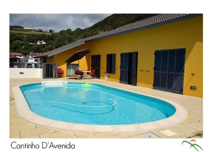 Cantinho D'avenida * Velas